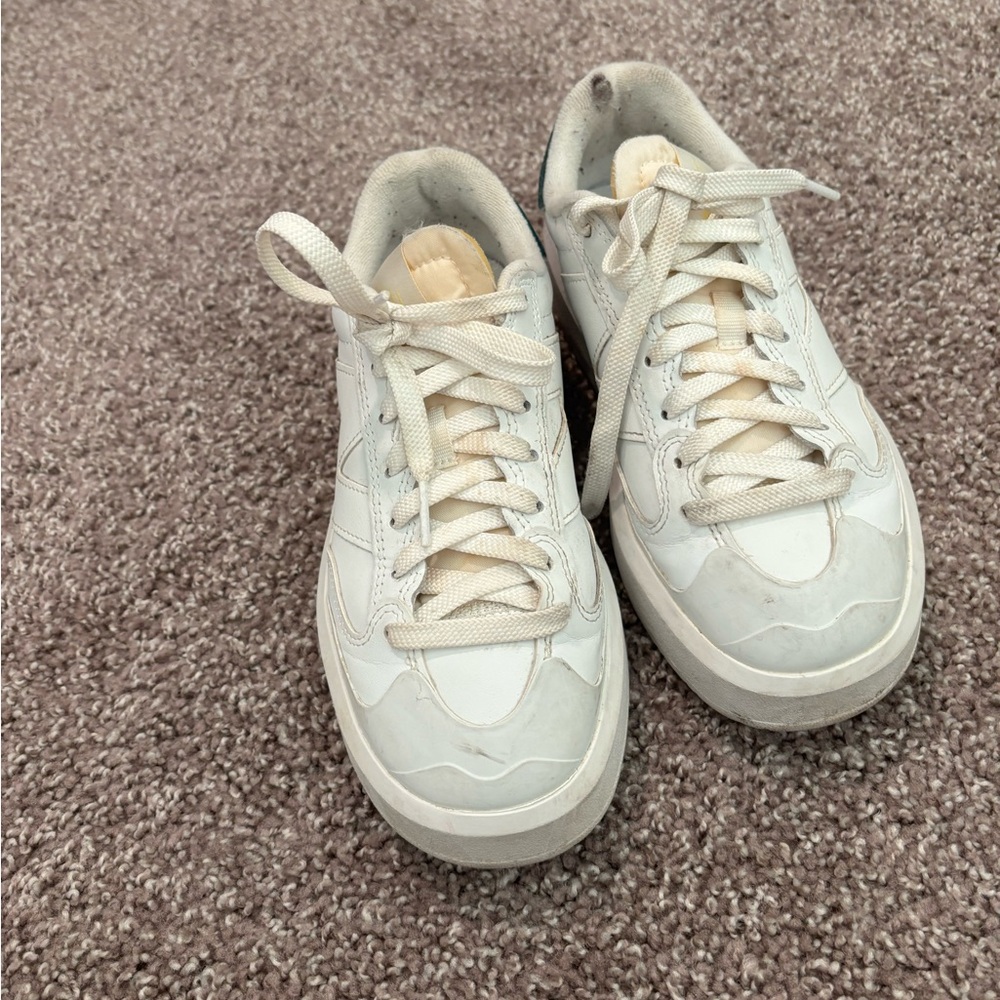 New balance sneakers